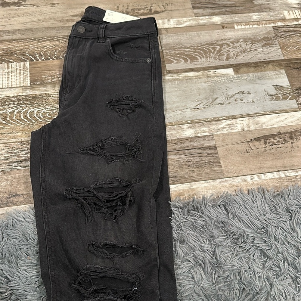 Never worn American Eagle jeans, Size 2